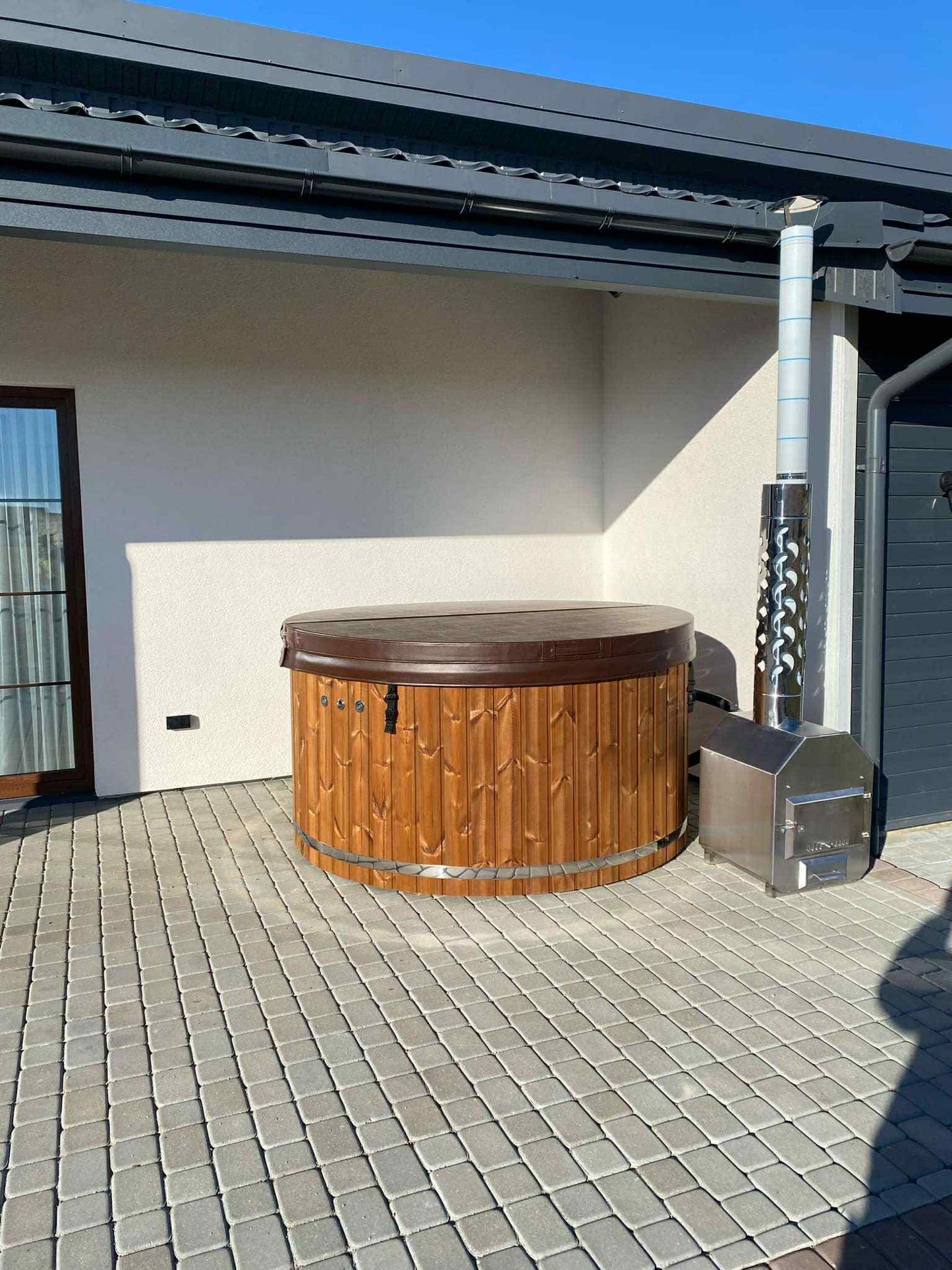 Design selv – Vildmarksbad udvendig ovn rund